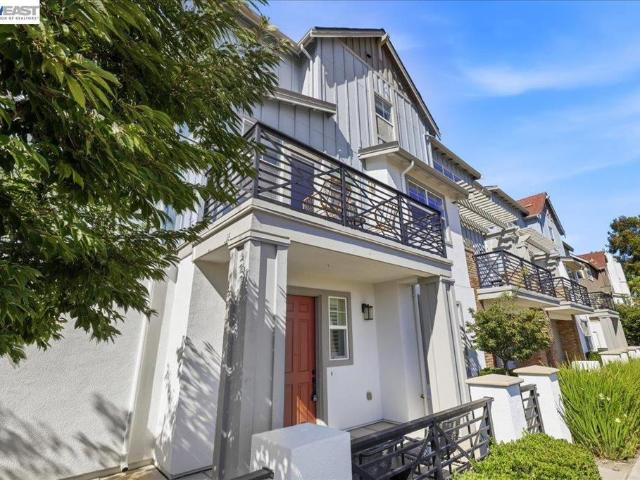 Townhouse for sale in Dublin, California