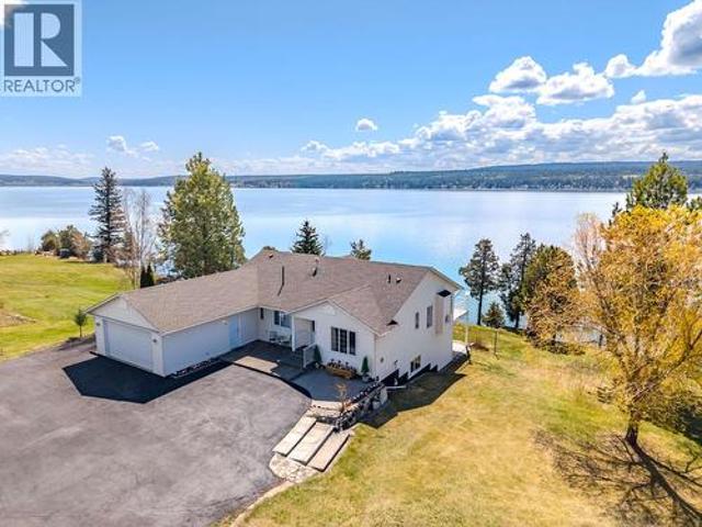 House for sale in 108 Mile Ranch, British Columbia
