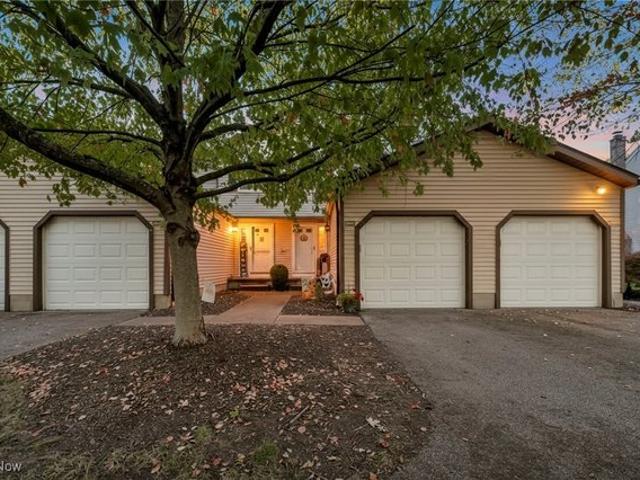 Townhouse for sale in Summit, Ohio