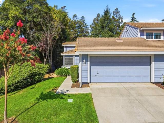 Townhouse for sale in Livermore, California