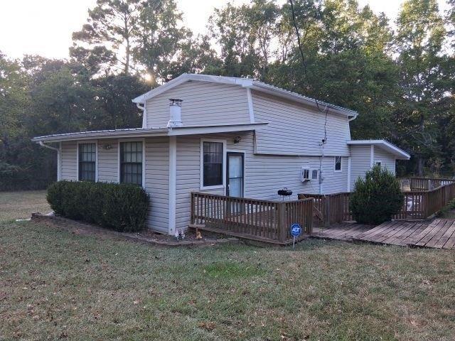House for sale in Henderson, Texas