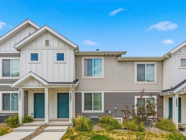 Townhouse for sale in Magna, Utah