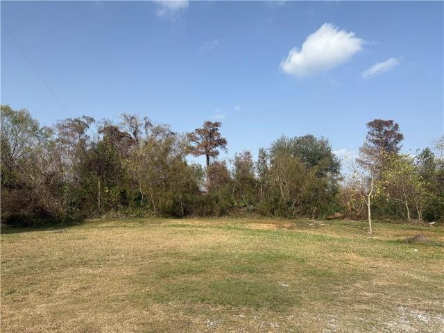 Land for sale in Chalmette, Louisiana