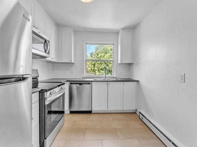 Apartment for rent in Kingston