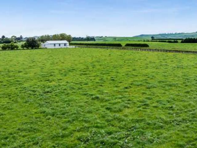 Property for sale in Normanby, Taranaki
