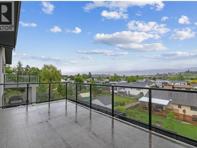 House for sale in Winfield, British Columbia