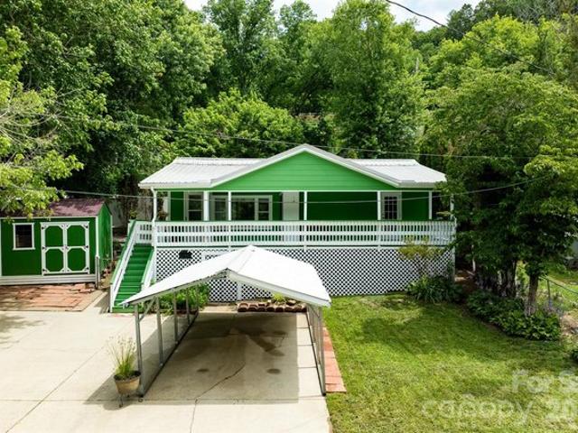 House for sale in Marshall, North Carolina