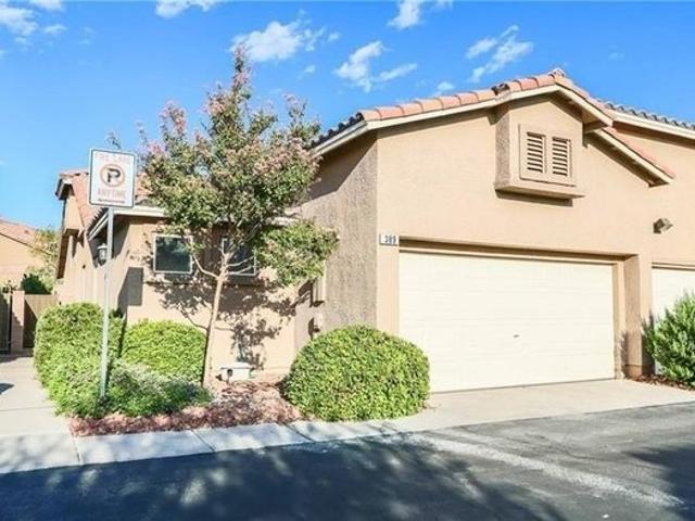Townhouse for sale in Henderson, Nevada