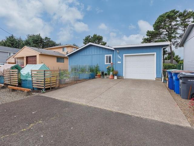 House for sale in Oregonia