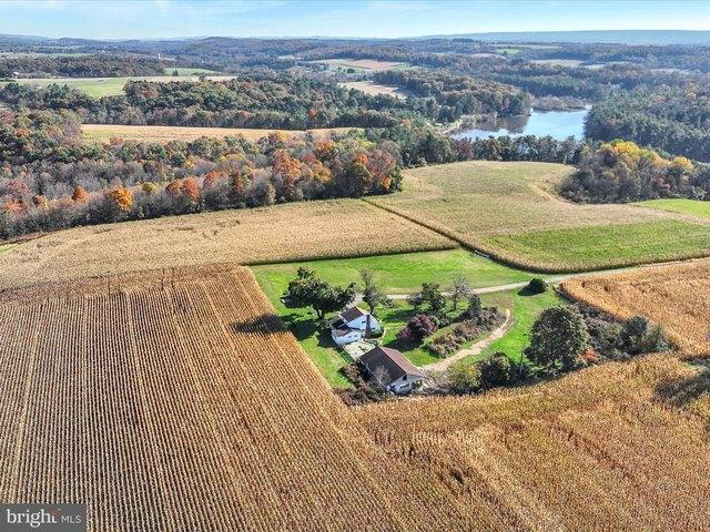 House for sale in Pine Grove, Pennsylvania