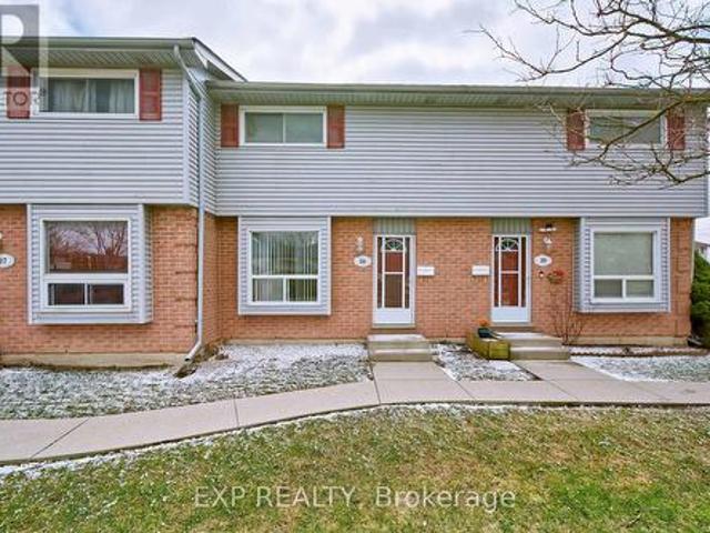 Townhouse for sale in Arva, Ontario