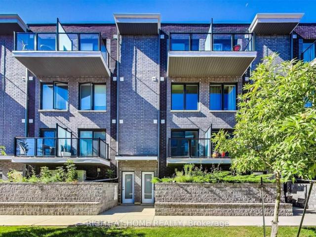 Condo for rent in Woburn, Ontario