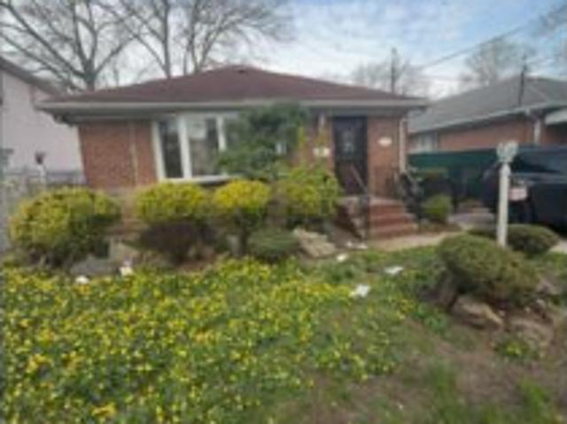 House for sale in Queens County, New York