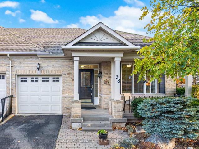Townhouse for sale in Woburn, Ontario