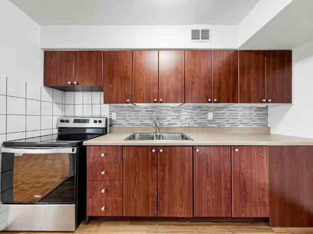 Apartment for rent in Woburn, Ontario