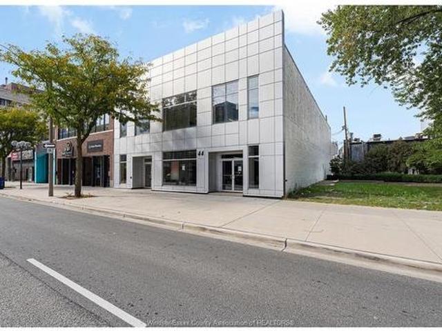 Commercial for rent in City Centre, Windsor