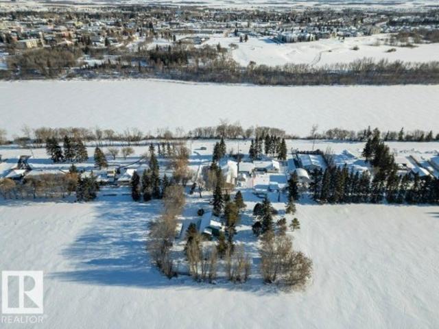 House for sale in Lamoureux, Alberta