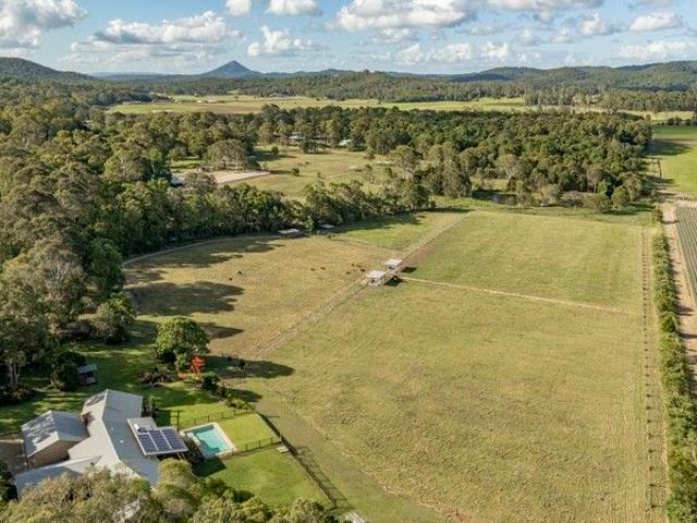 Cottage for sale in Kings Creek, Queensland