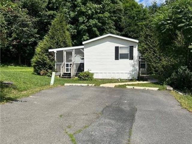 House for sale in Mount Bethel, Pennsylvania