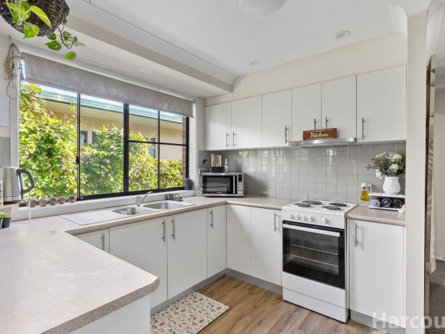 Apartment for rent in Greenhill, New South Wales