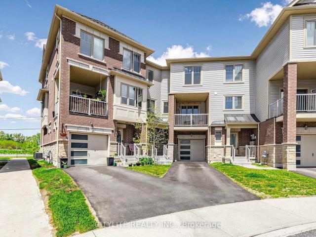 Townhouse for sale in Woburn, Ontario