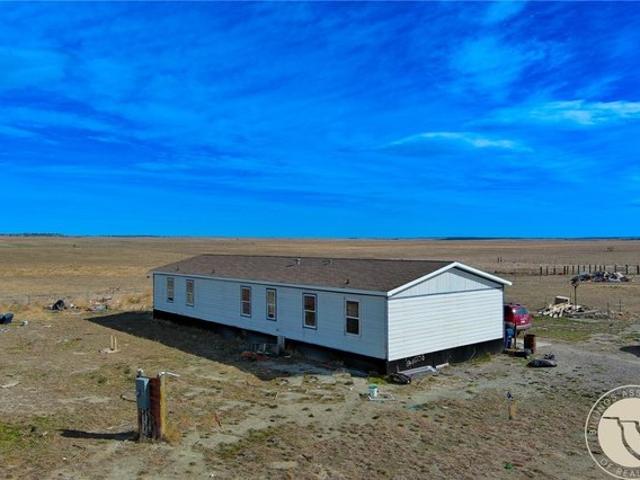 House for sale in Lavina, Montana