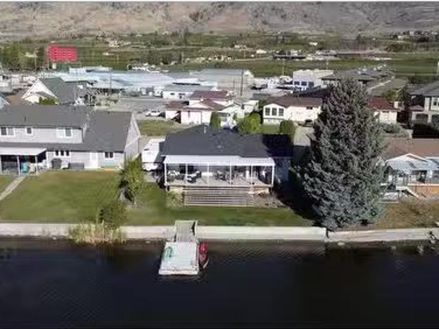 House for sale in Osoyoos