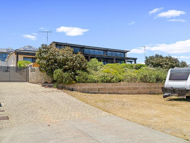 House for sale in Parklands, Western Australia