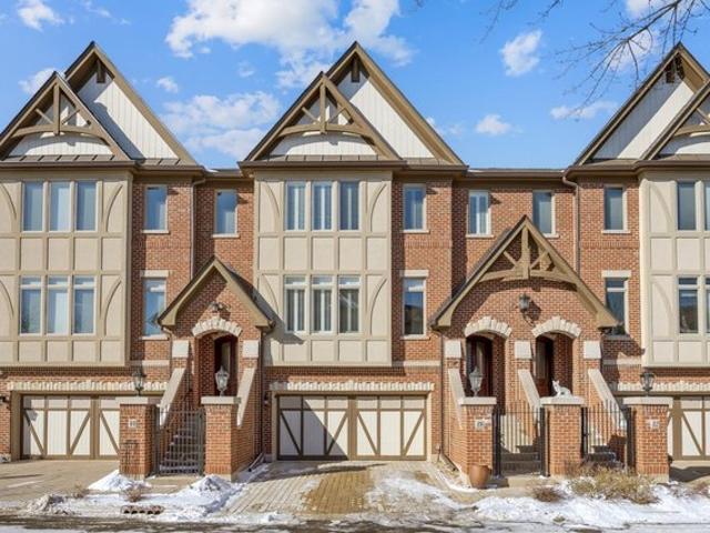 Townhouse for sale in Saint Charles, Iowa