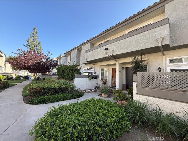 Townhouse for sale in Pomona, California