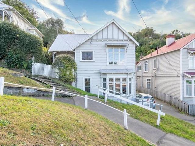 Apartment for rent in Otakou