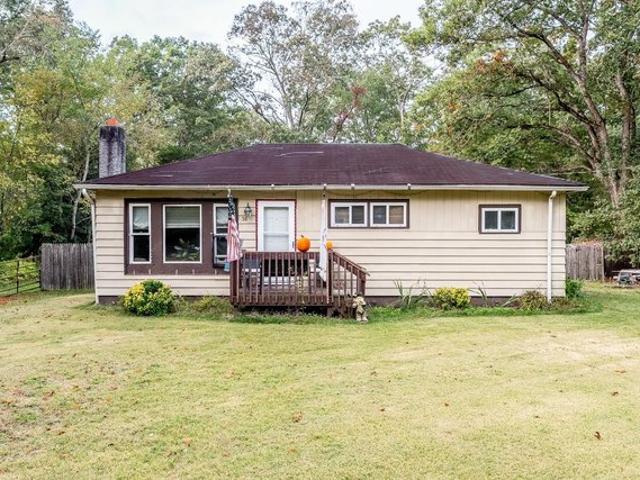 House for sale in Dorothy, New Jersey
