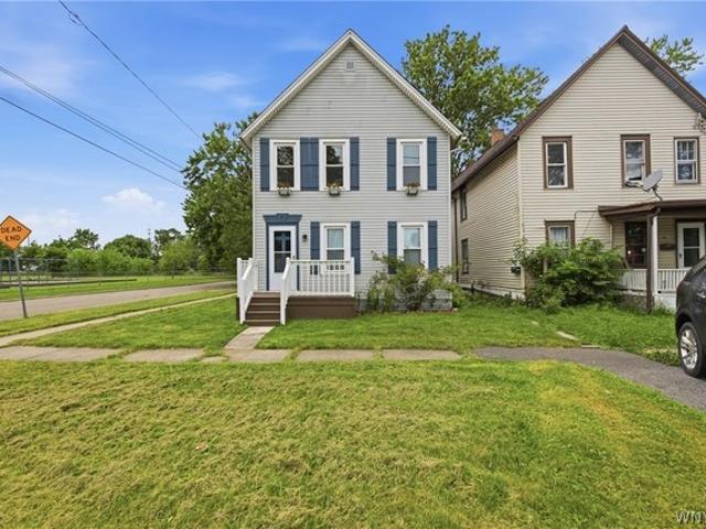 House for sale in Niagara, New York