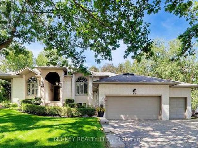 House for sale in Barrie, Central Ontario