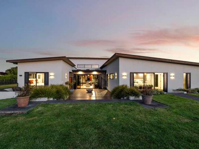 House for sale in Pembroke, Taranaki