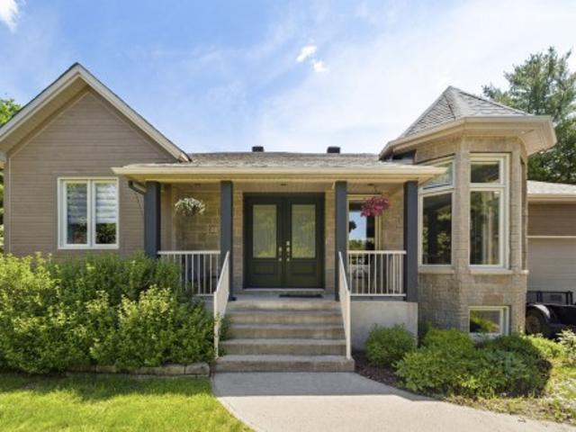 House for sale in Les Collines-de-l'outaouais, Quebec