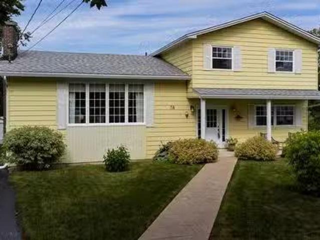 House for sale in Manuels, Newfoundland And Labrador