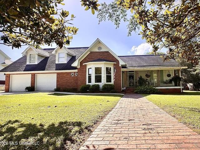 House for sale in Lake, Mississippi
