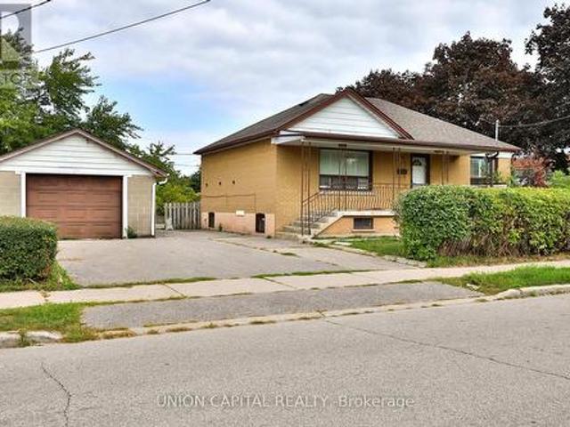 House for sale in Woburn, Ontario