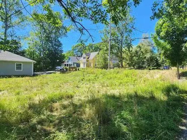 House for sale in Mahone Bay, Nova Scotia