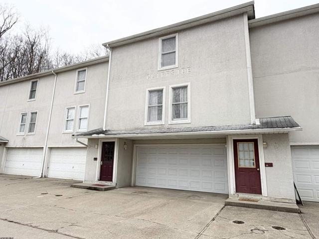 Townhouse for sale in Morgantown, West Virginia