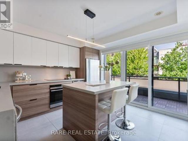 Townhouse for sale in Woburn, Ontario