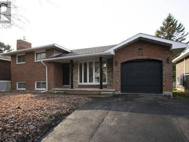 House for sale in Sault Sainte Marie, Ontario