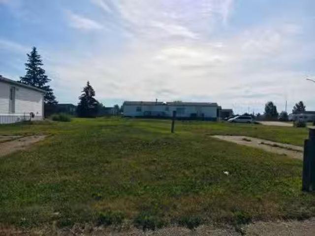 Condo for sale in High Level, Alberta