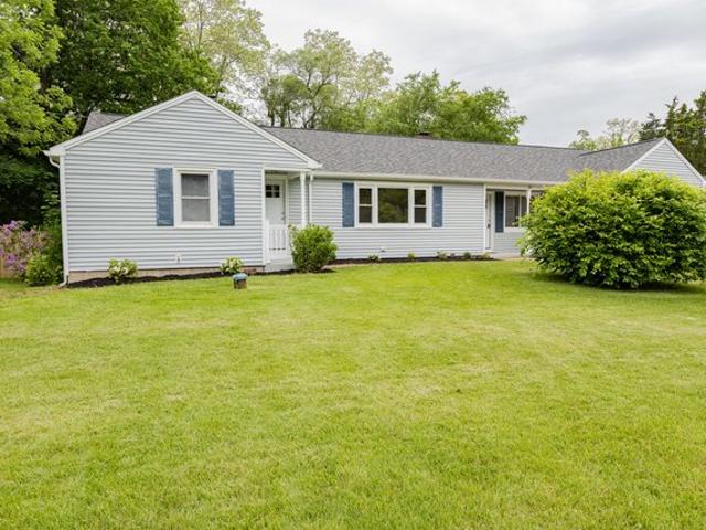 House for sale in North Branford, Connecticut