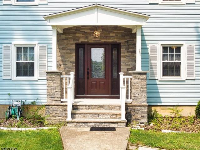 House for sale in Newton, New Jersey