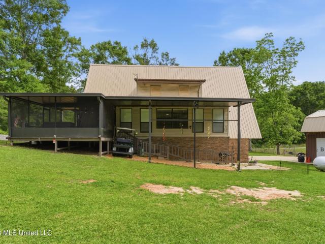 House for sale in Lumberton, Mississippi