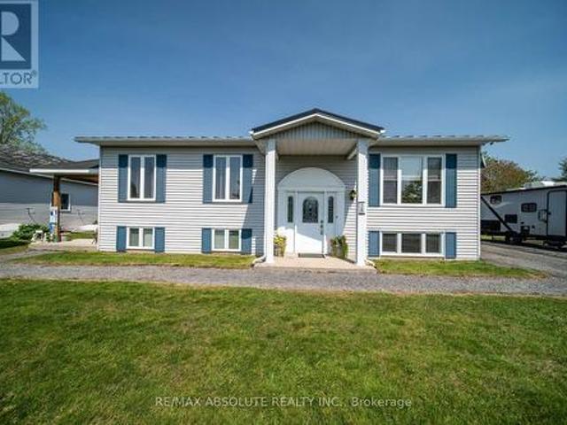 Condo for sale in Russell, Ontario