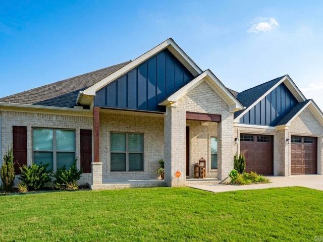 House for sale in Ark