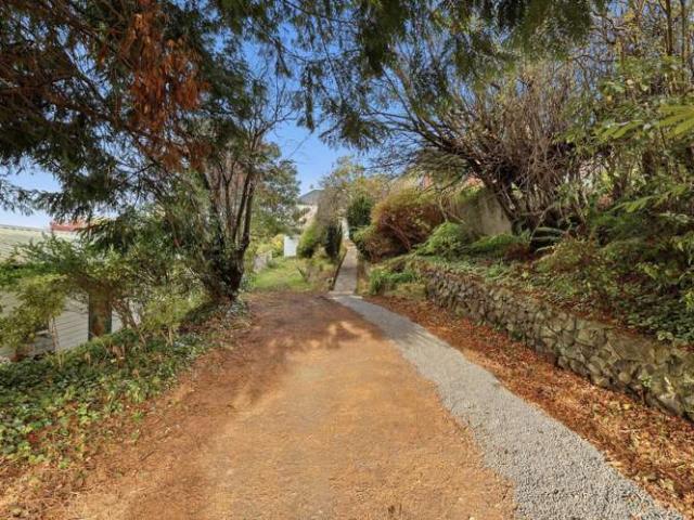 House for sale in Otakou